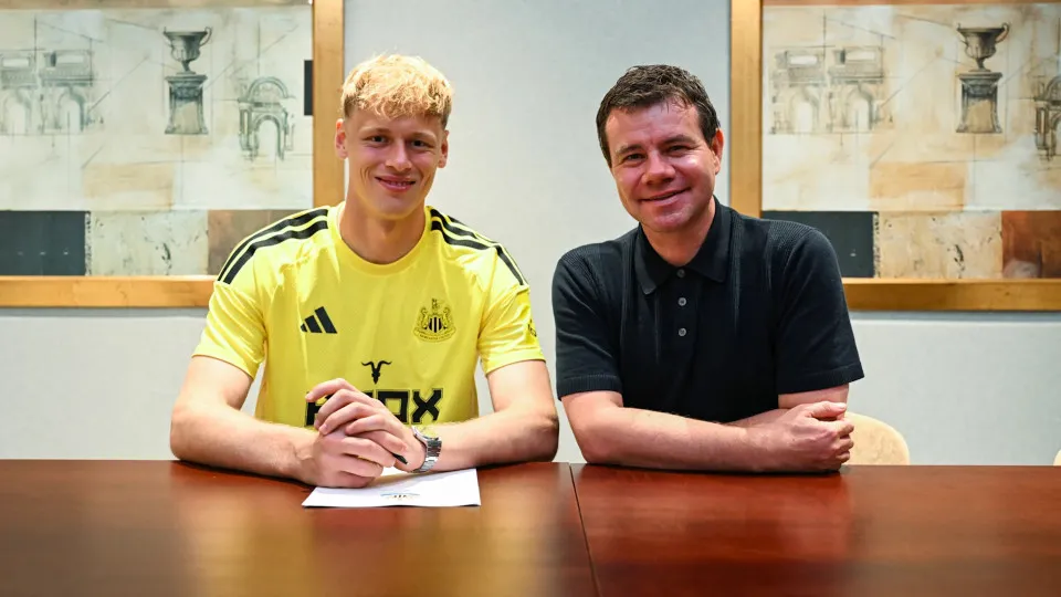 Oficial: Sporting de Braga enche cofres com a venda de Lukas Hornicek