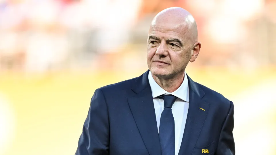 UEFA considera competição sem FIFA para pressionar Infantino
