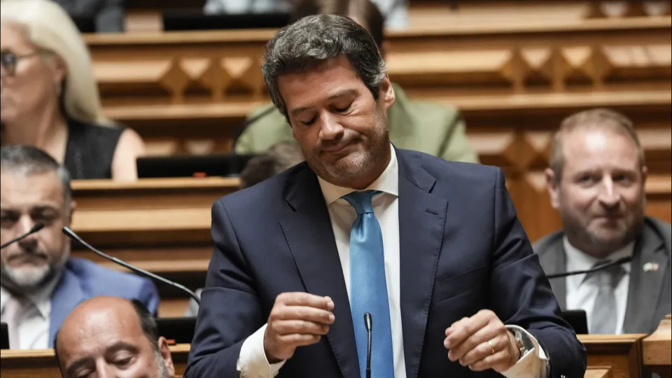 Mau tempo? Ventura critica inação do Governo para resolver problemas Mau tempo? Ventura critica inação do Governo para resolver problemas
