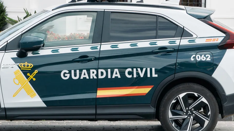 Espanha: Bebé encontrada morta por familiar. Pais detidos horas depois