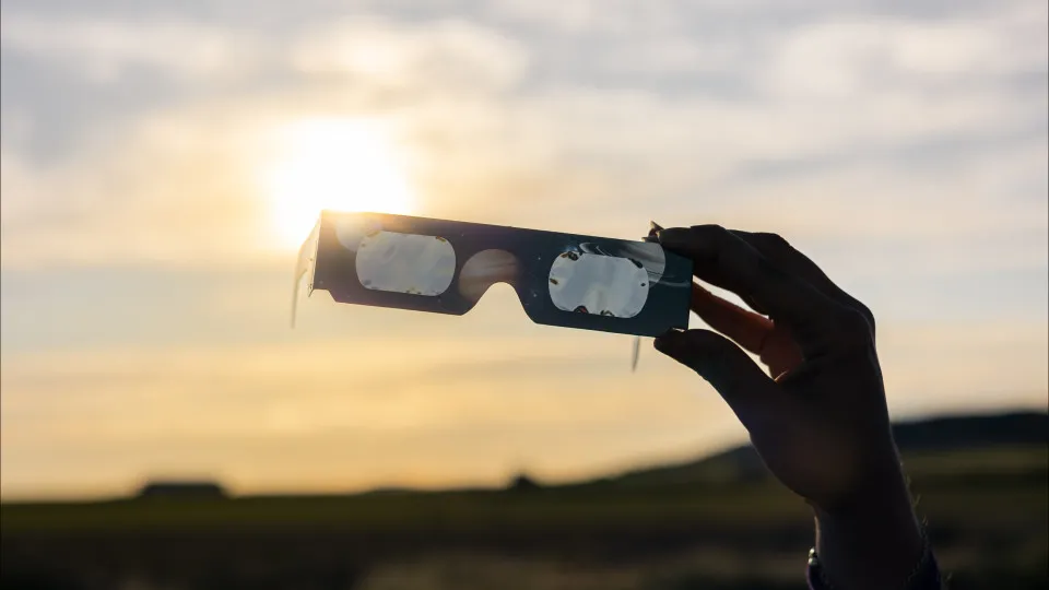 Eclipse solar é "experiência sensorial", diz astrónoma