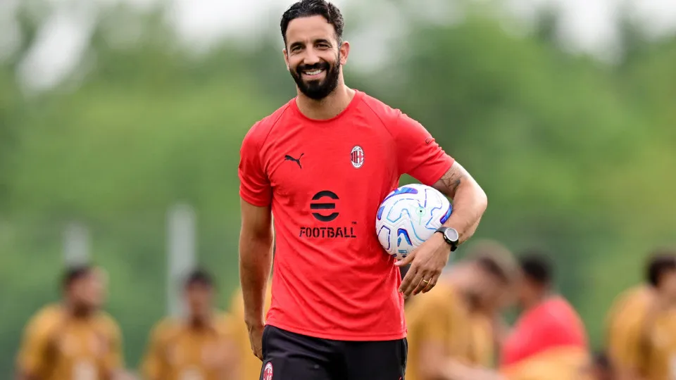 Ruben Amorim convence lenda do AC Milan: "Já percebeu o ADN..."