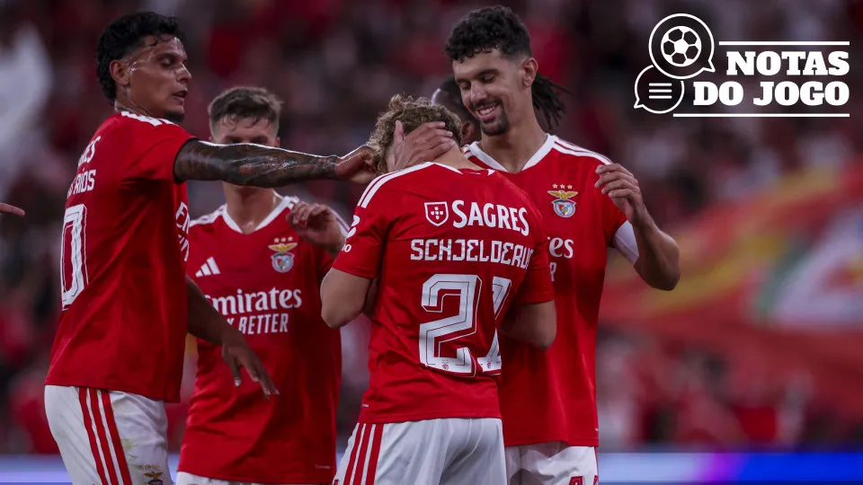 Benfica goleia Hearts e avança para o playoff da Liga Europa