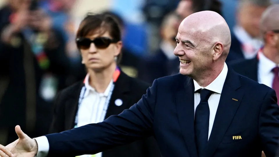 Bélgica se opõe à reeleição de Infantino na FIFA