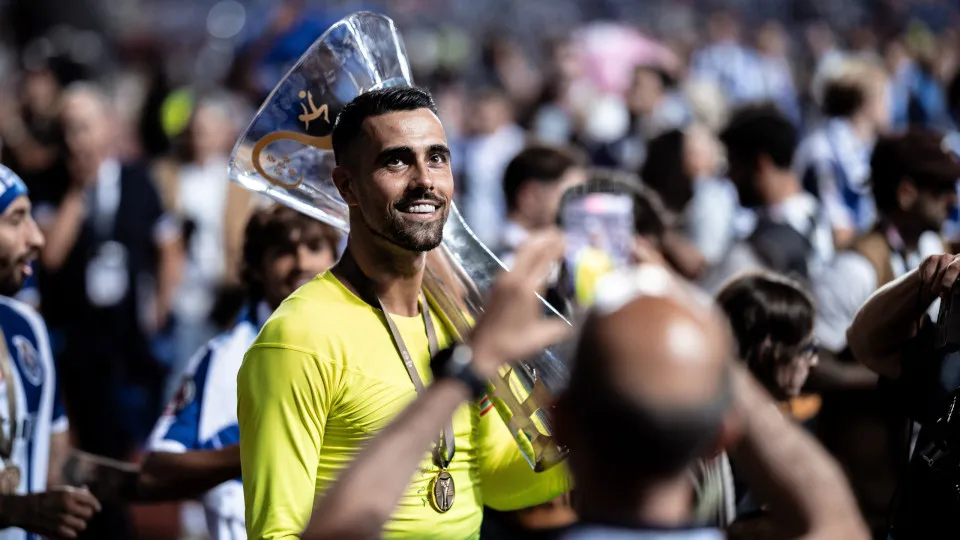 Diogo Costa permanece no FC Porto após recuo do Chelsea