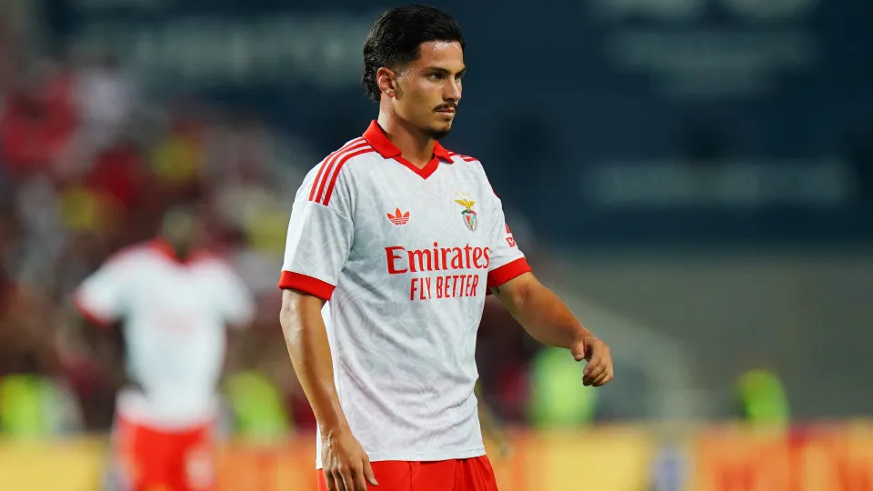 Benfica se prepara para transferências de Ivanovic e Gouveia