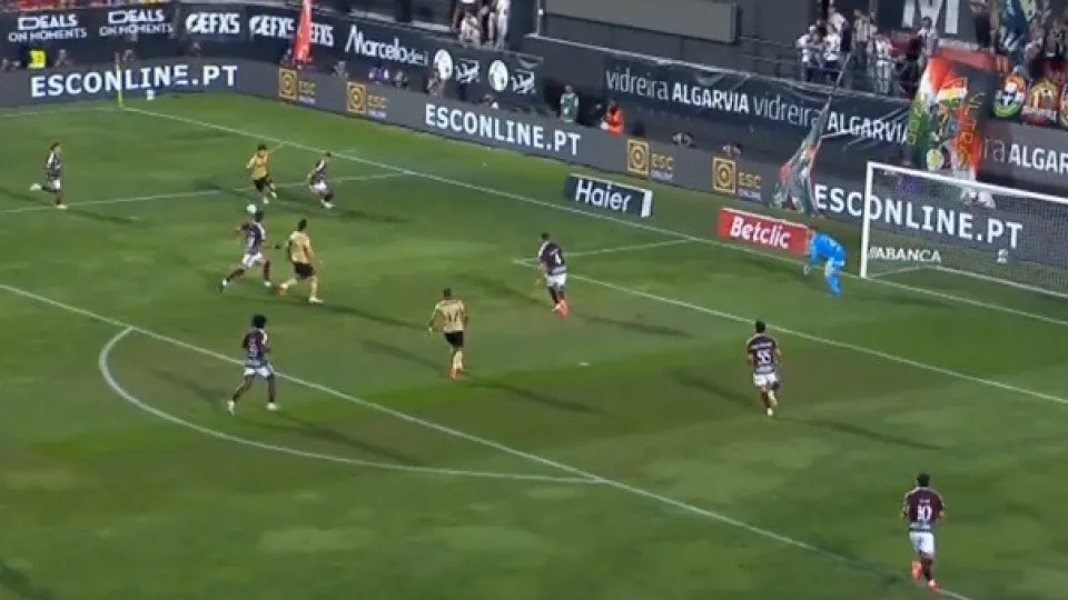 O estreante Zalazar e os erros dos leões. O resumo do Estrela-Sporting