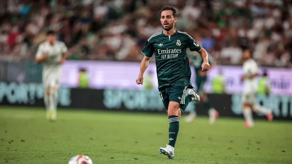 Bernardo Silva faz sua estreia no Real Madrid com vitória sobre Ferencváros