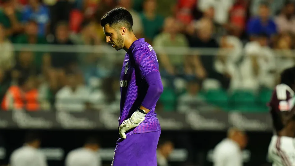 Rui Silva enfrenta dificuldades após empate do Sporting com Estrela da Amadora