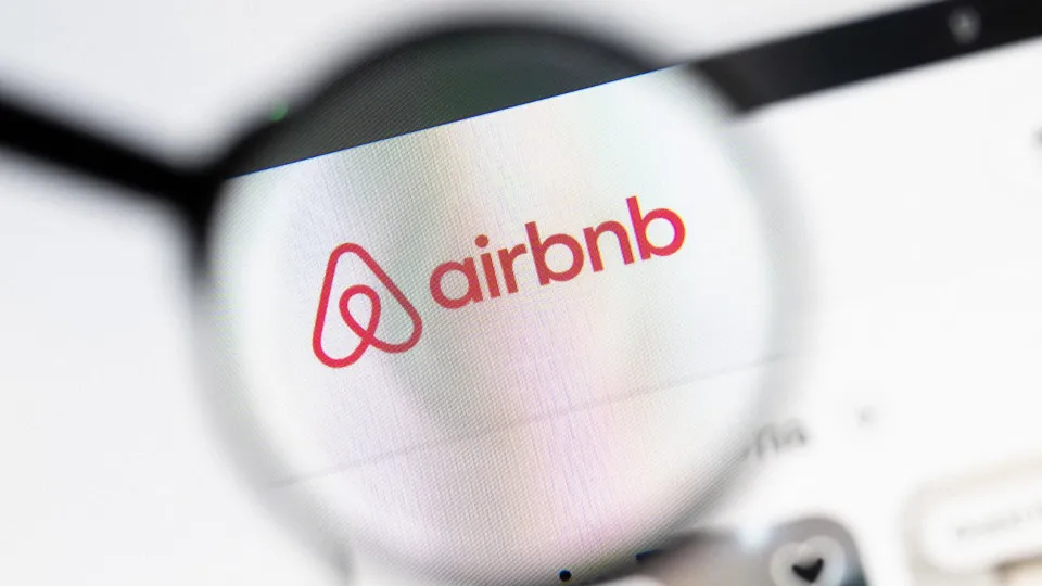 "IA foi a melhor coisa que já aconteceu à Airbnb"