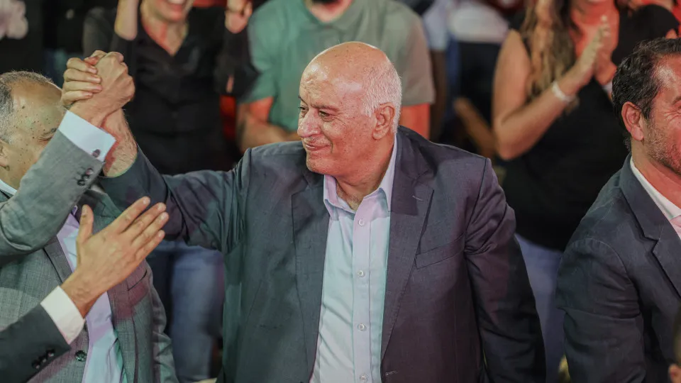 Homenagem a atletas mortos por Israel no regresso do futebol à Palestina