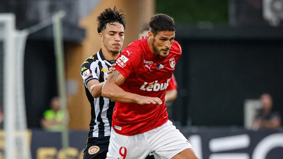Empate emocionante entre Santa Clara e Nacional na I Liga