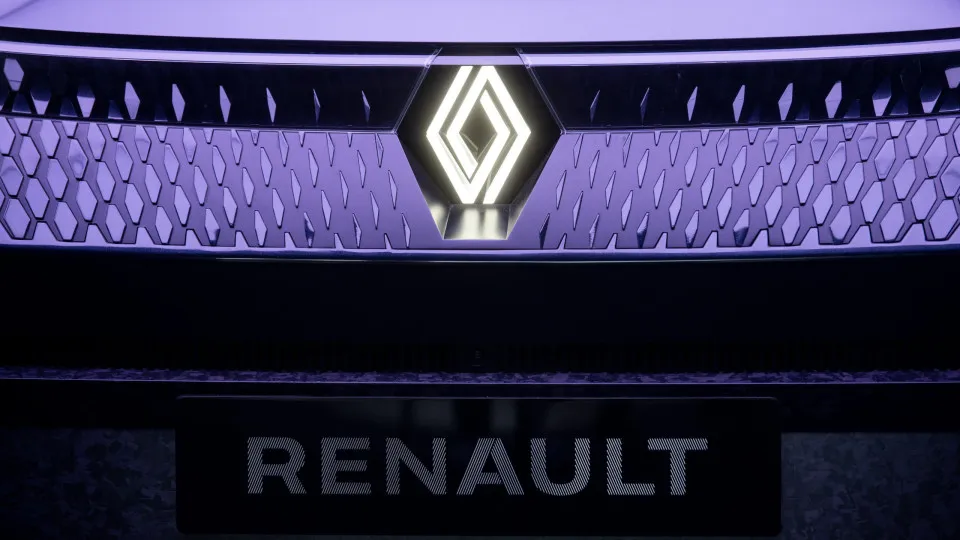 Renault quer (também) modelos inéditos: "Morres se só viveres no passado"