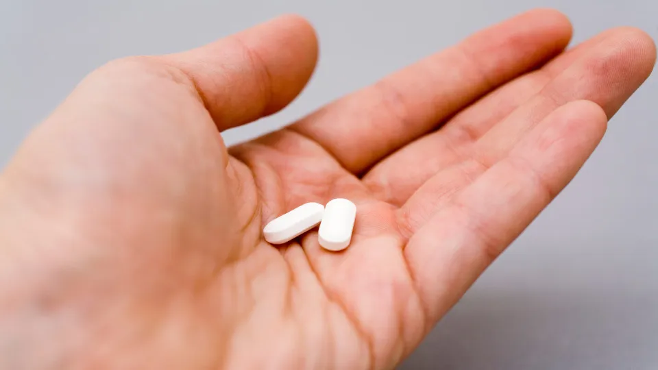 Farmacêutica alerta: Estas pessoas devem evitar ibuprofeno no verão