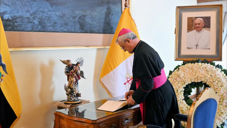 Núncio Apostólico diz que portugueses "não têm direito de ser xenófobos"