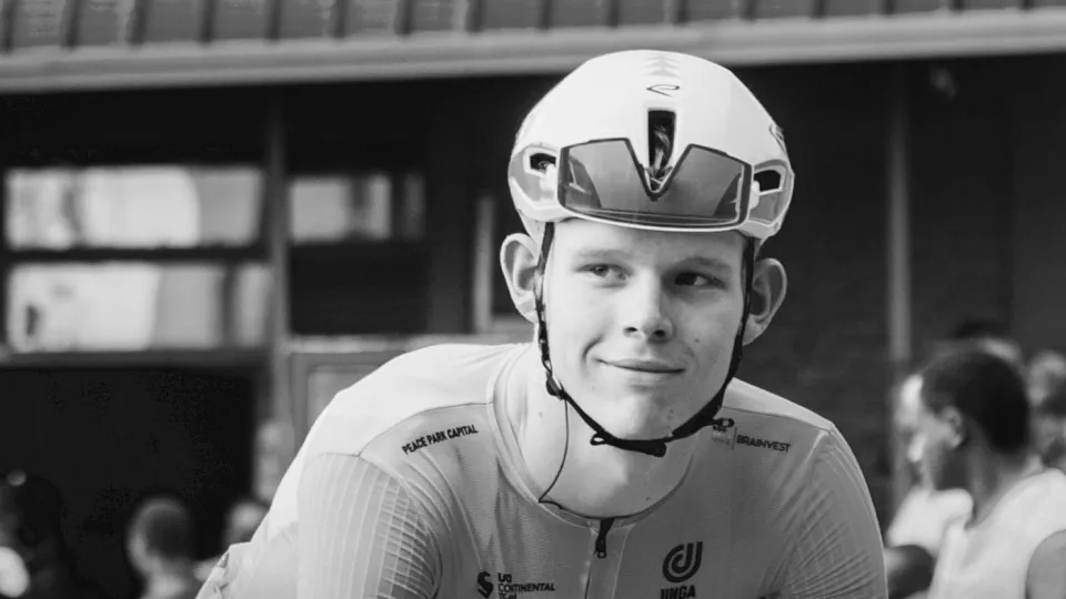 Ciclista Finlay Tarling morre em acidente durante a Volta a Portugal