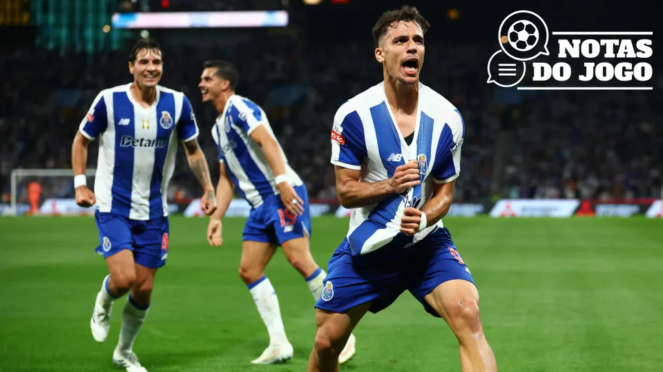 FC Porto vence Arouca e assume liderança isolada da I Liga
