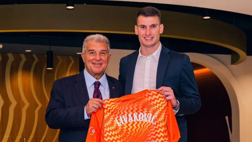 Dominik Livakovic é o novo reforço do Barcelona até 2030