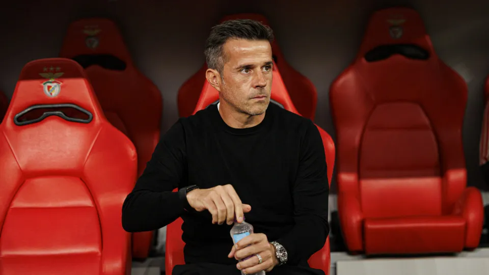 Marco Silva confirma permanência de Trubin e recusa saída de Lukébakio