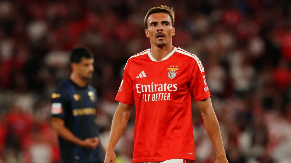 João Palhinha promete dedicação total ao Benfica após estreia