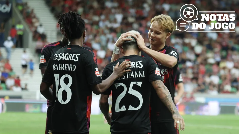 Benfica vence Marítimo por 0-3 em jogo complicado