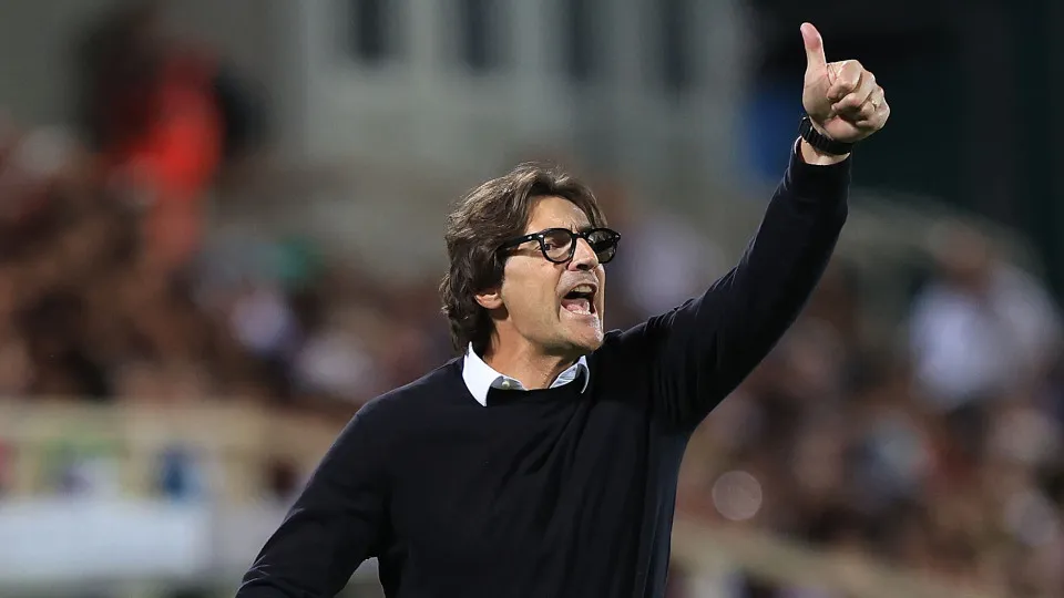 Paolo Vanoli é o novo treinador da Fiorentina
