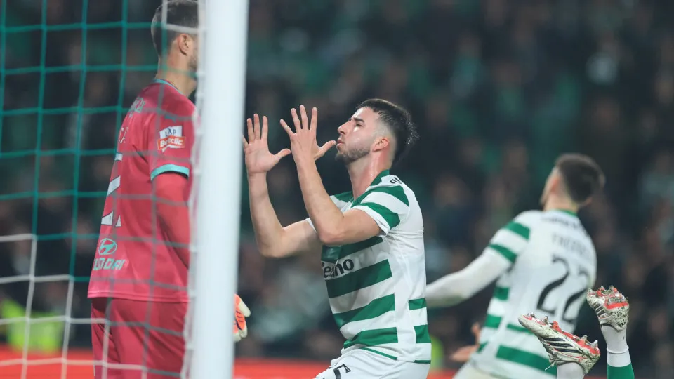 Rui Borges considera mudanças no Sporting após empate com Famalicão