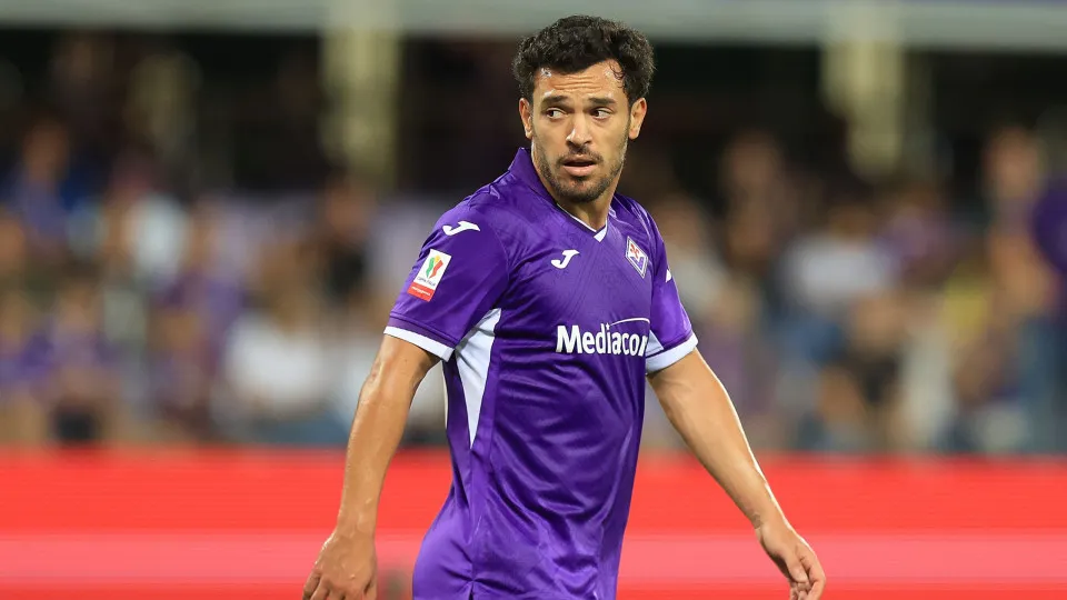 Pedro Gonçalves é apresentado na Fiorentina e desmente rumores sobre a Arábia Saudita