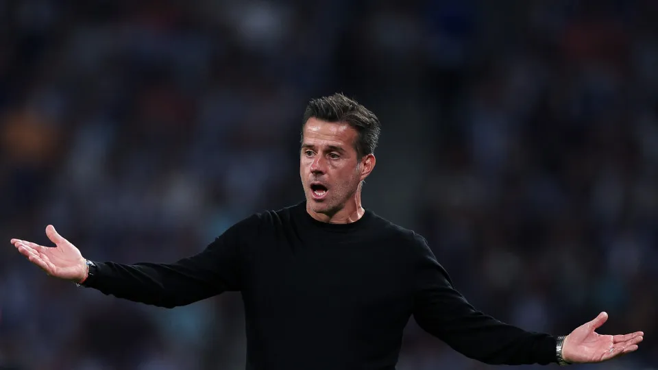 Escolhas iniciais de Marco Silva para o Benfica contra o Vitória SC