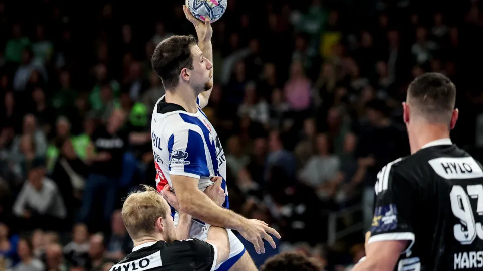 FC Porto perde para Füchse Berlim na Liga dos Campeões de Andebol
