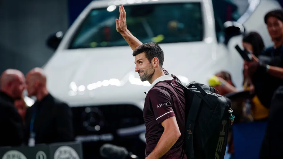 Novak Djokovic eliminado na estreia do Masters 1.000 de Xangai