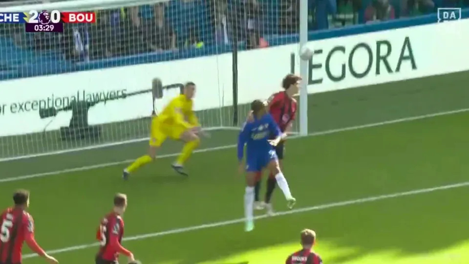 António Silva comete autogolo e Chelsea sai na frente contra Bournemouth