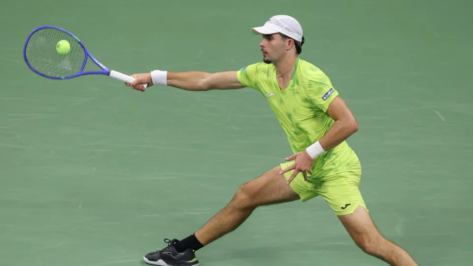 Jaime Faria alcança novo recorde no ranking ATP