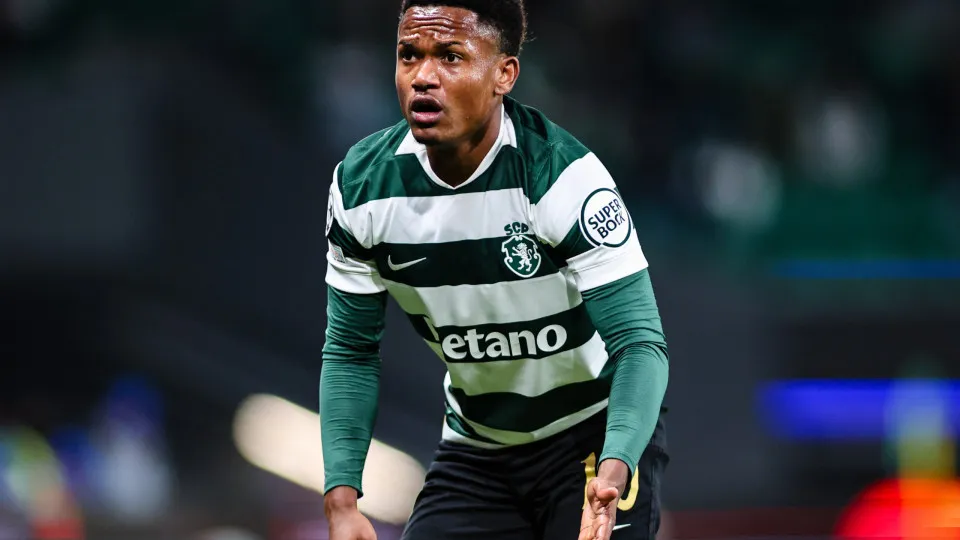 Sunderland mantém interesse em Geny Catamo, mas preço é um obstáculo