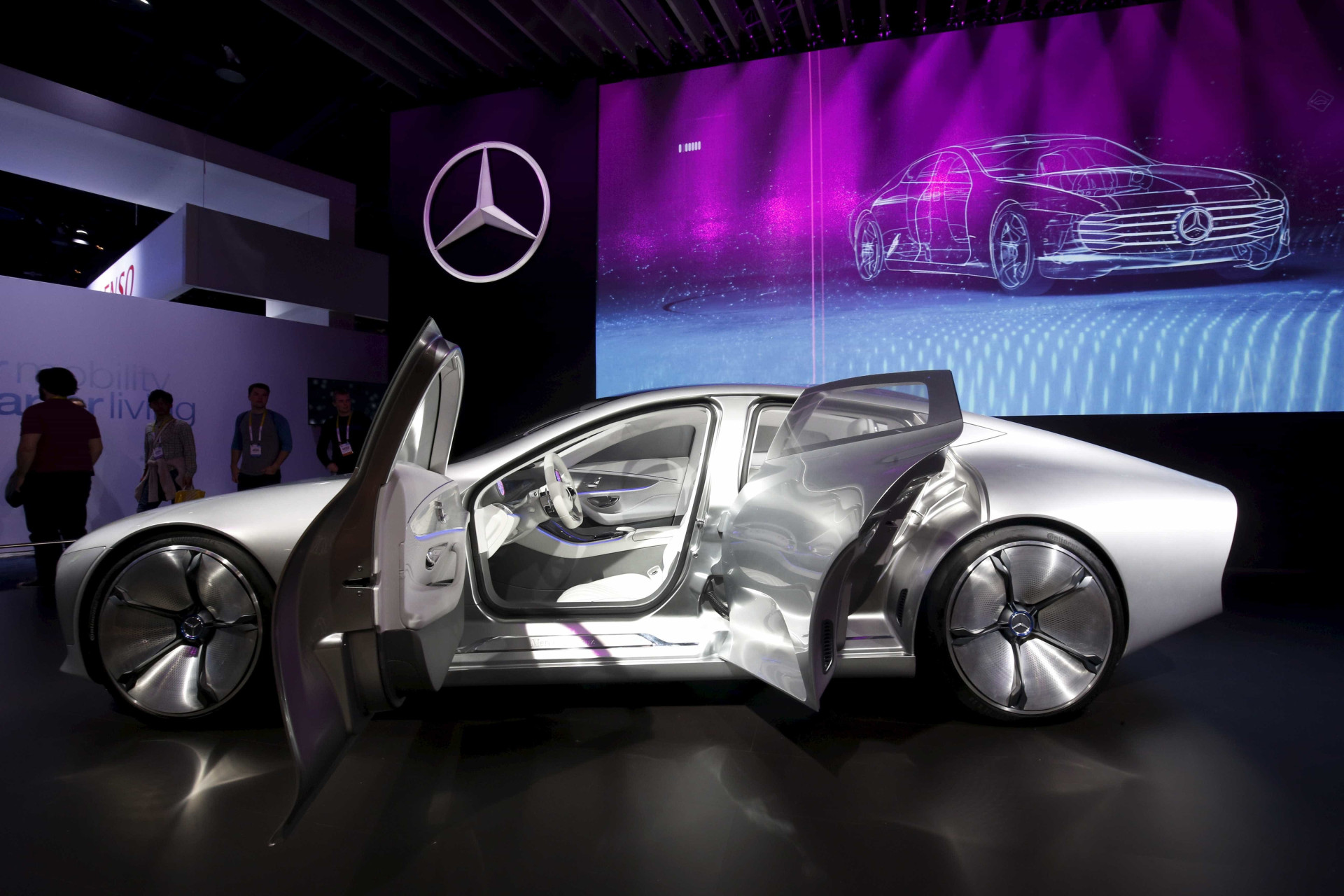 Mercedes Benz IAA