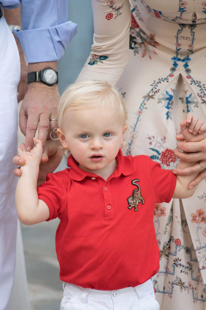 Filho de Alberto do Mónaco e de princesa Charlene brilha em evento