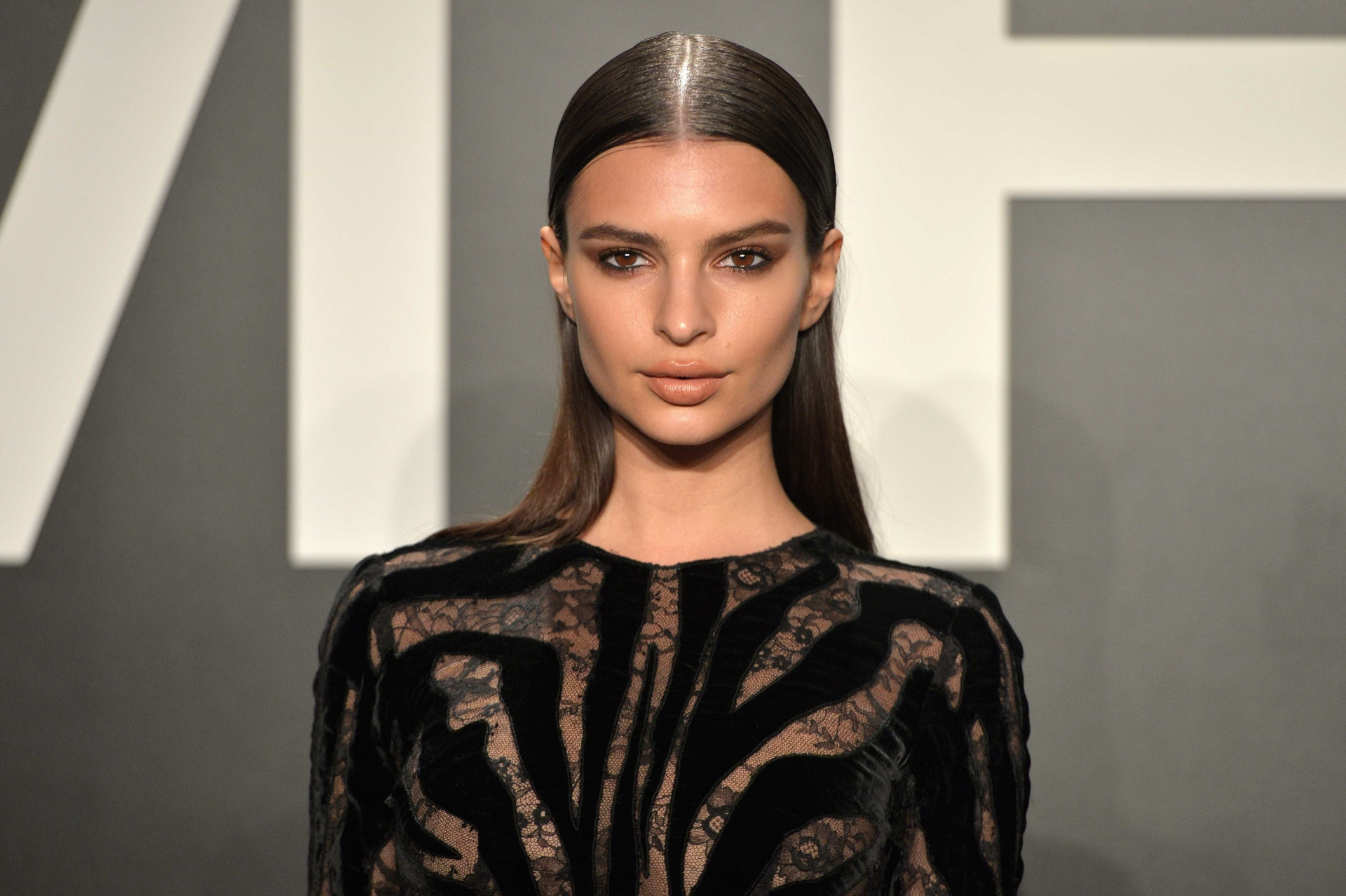 Emily Ratajkowski, és tu? A radical mudança de visual da modelo