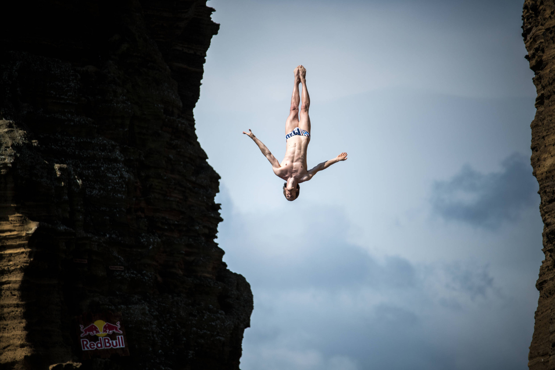 Nude Cliff Diving