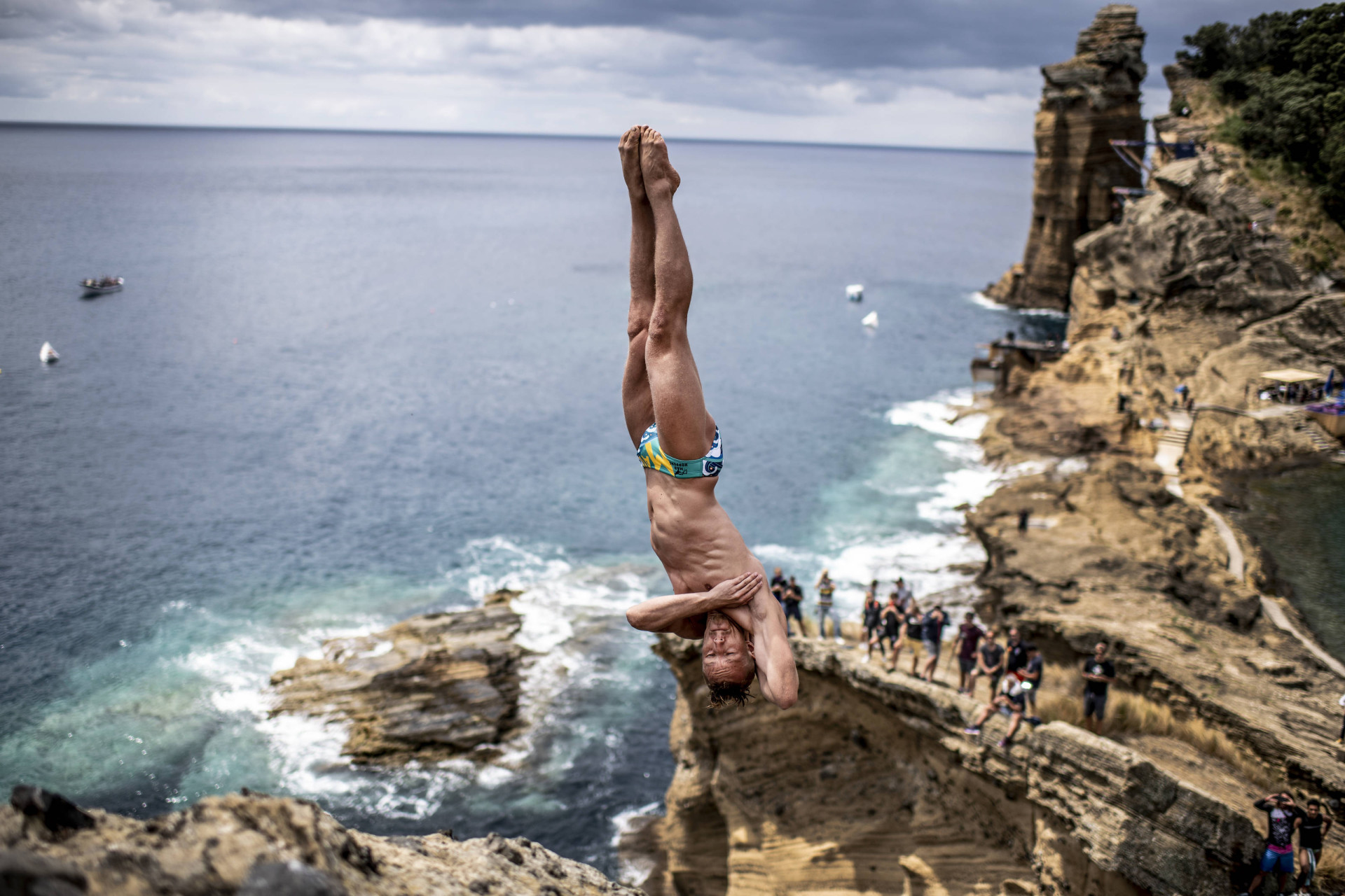 Nude Cliff Diving