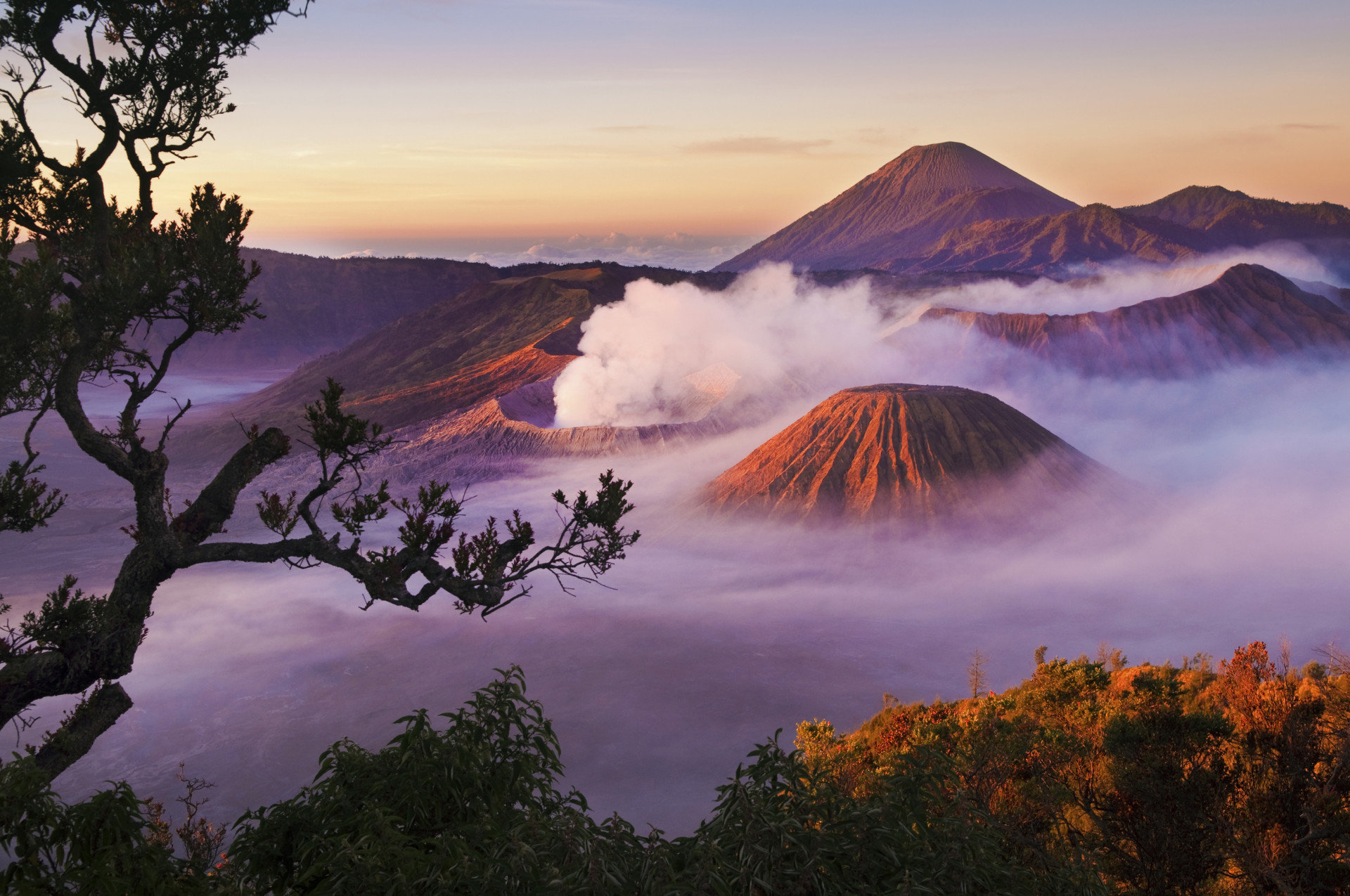 Acredita que estas paisagens pertencem ao planeta Terra?