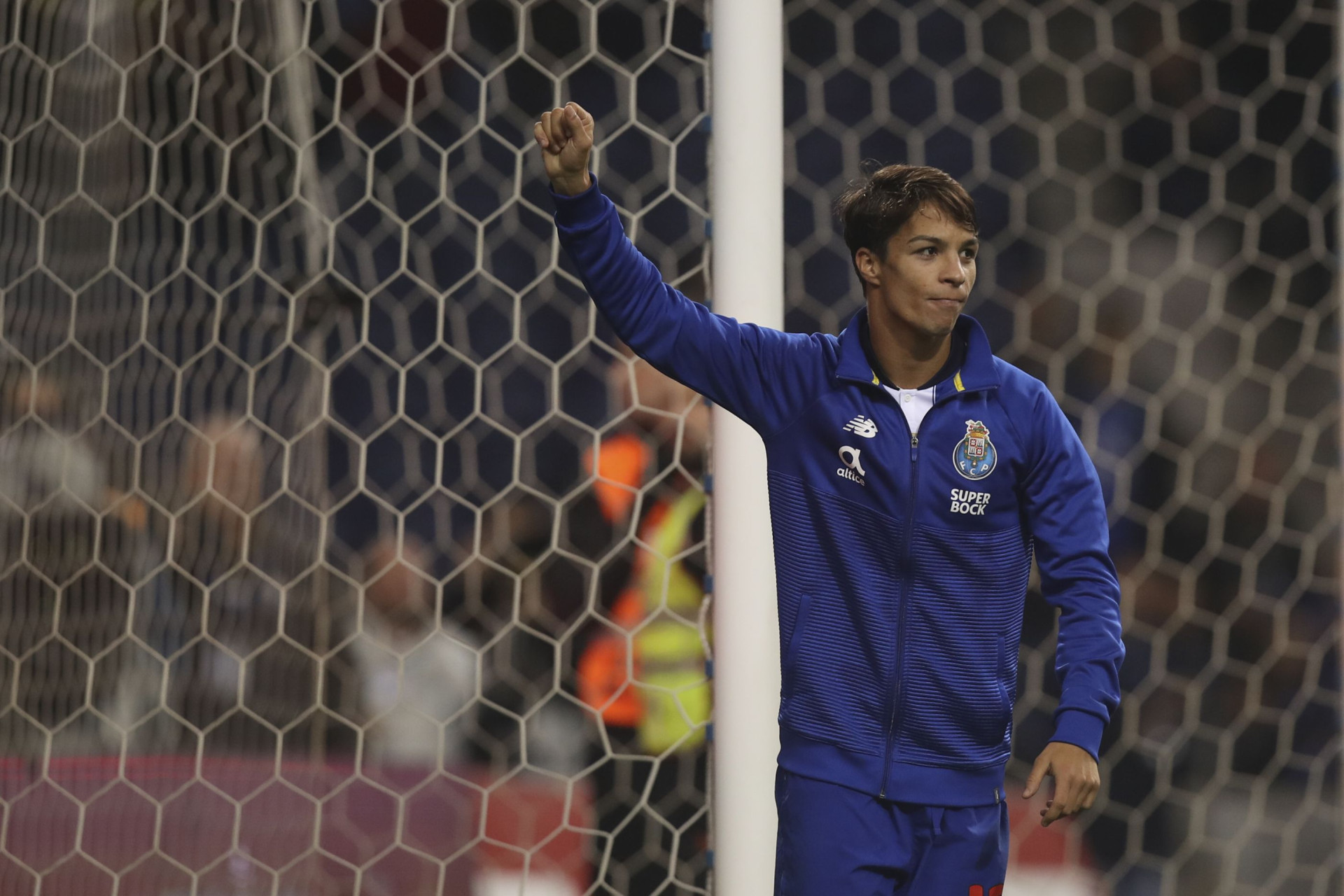 Adeus, FC Porto: Óliver Torres já aterrou em Sevilha
