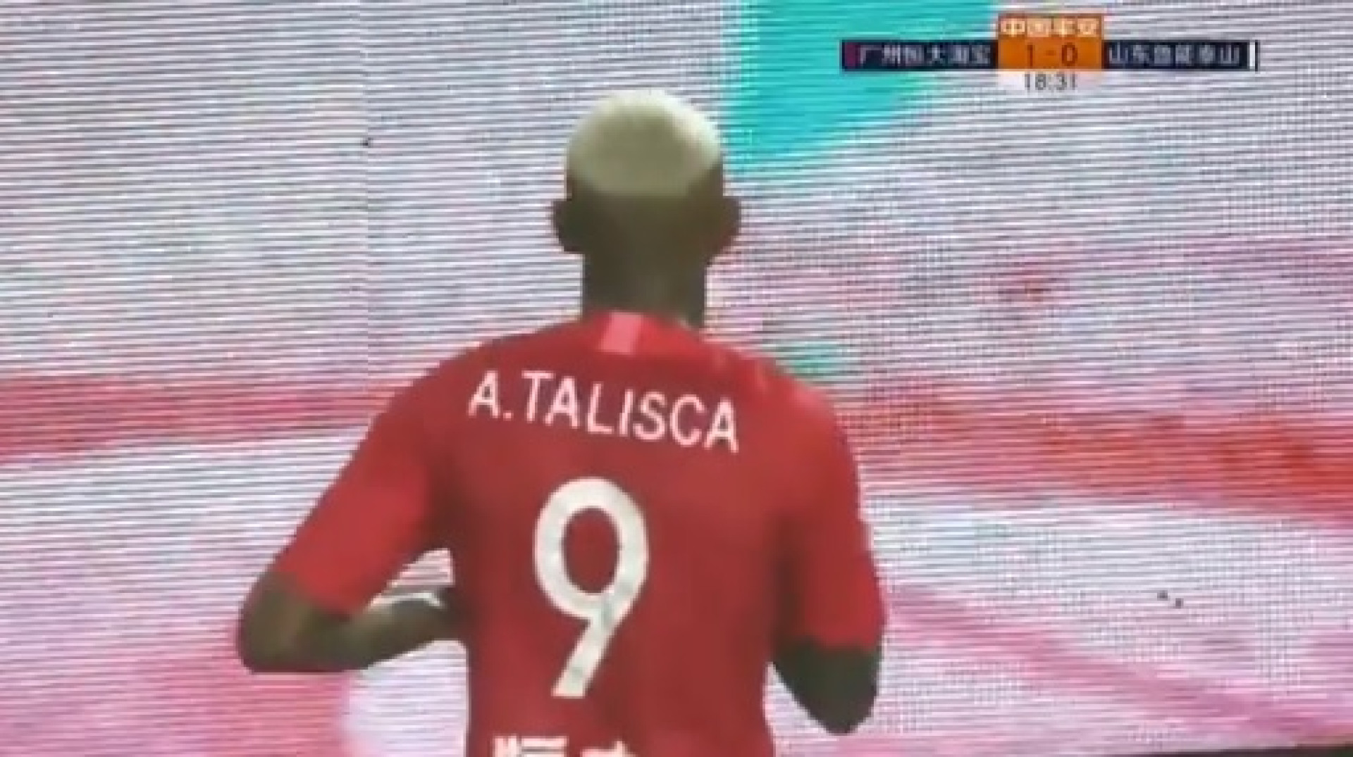 Talisca (quem mais?) volta a marcar mais um golo na China