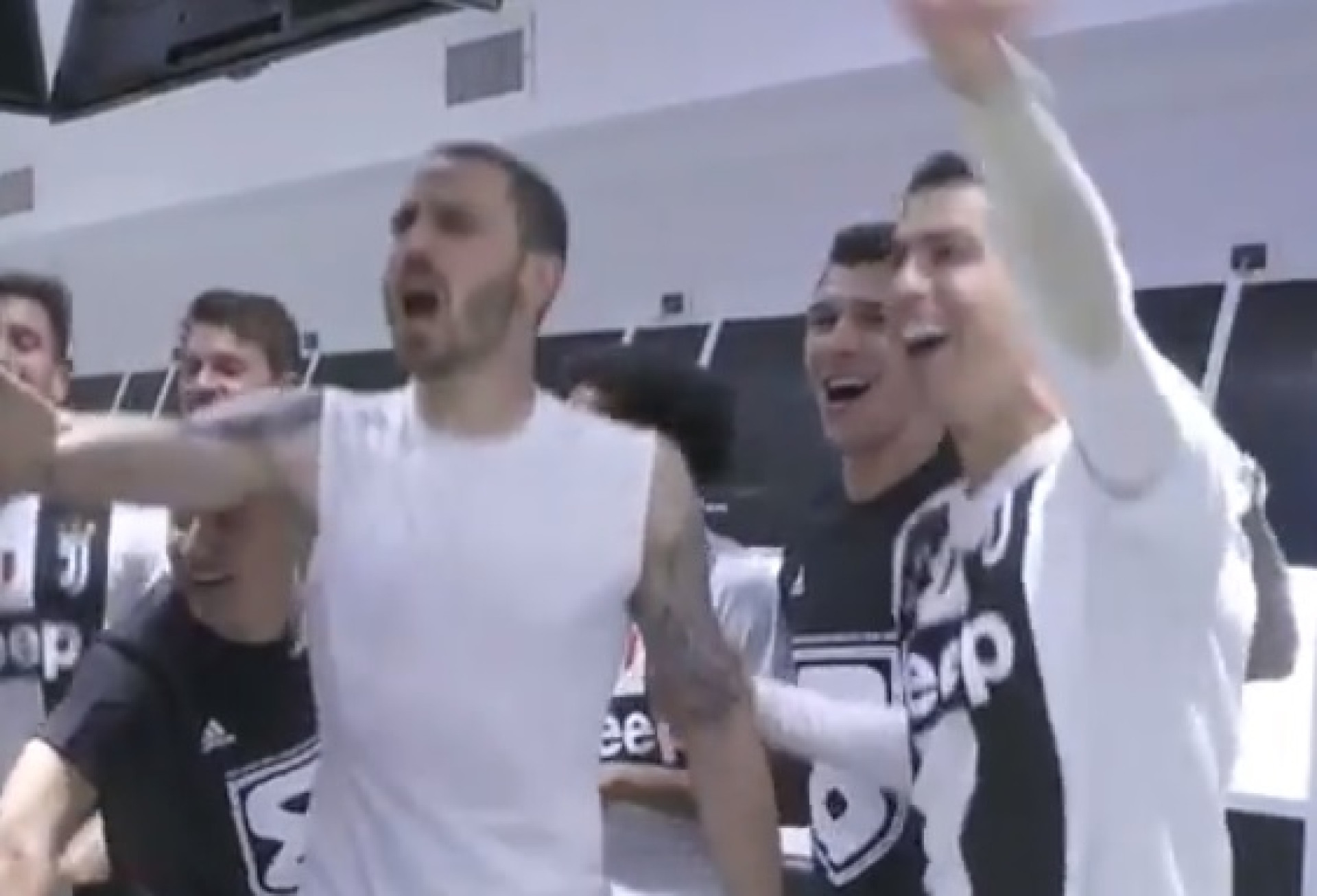 Foi assim a festa do título no balneário da Juventus