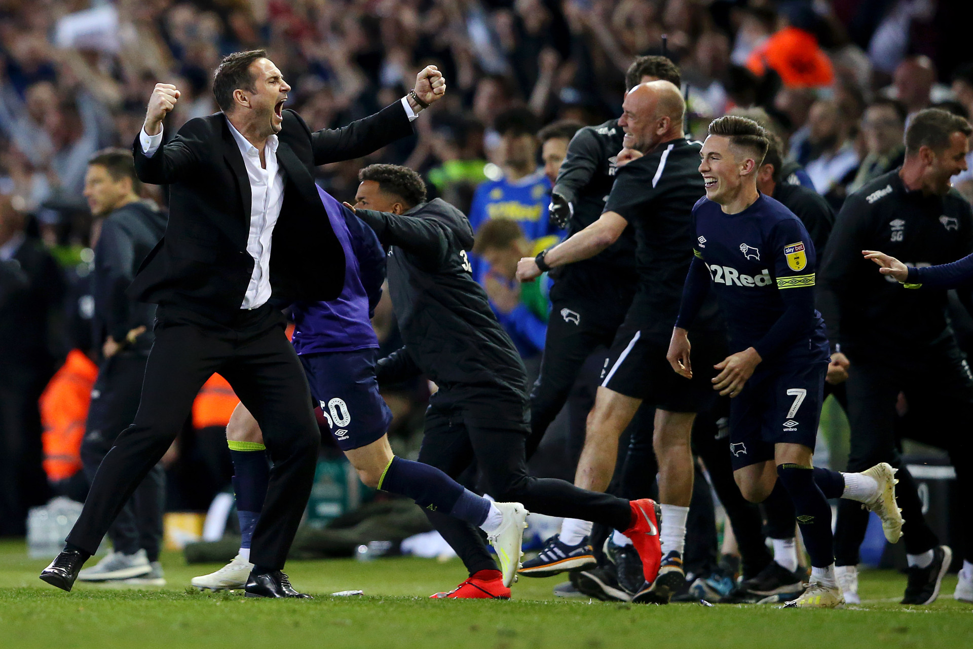 Lampard ficou 'louco' após remontada do Derby em casa do Leeds