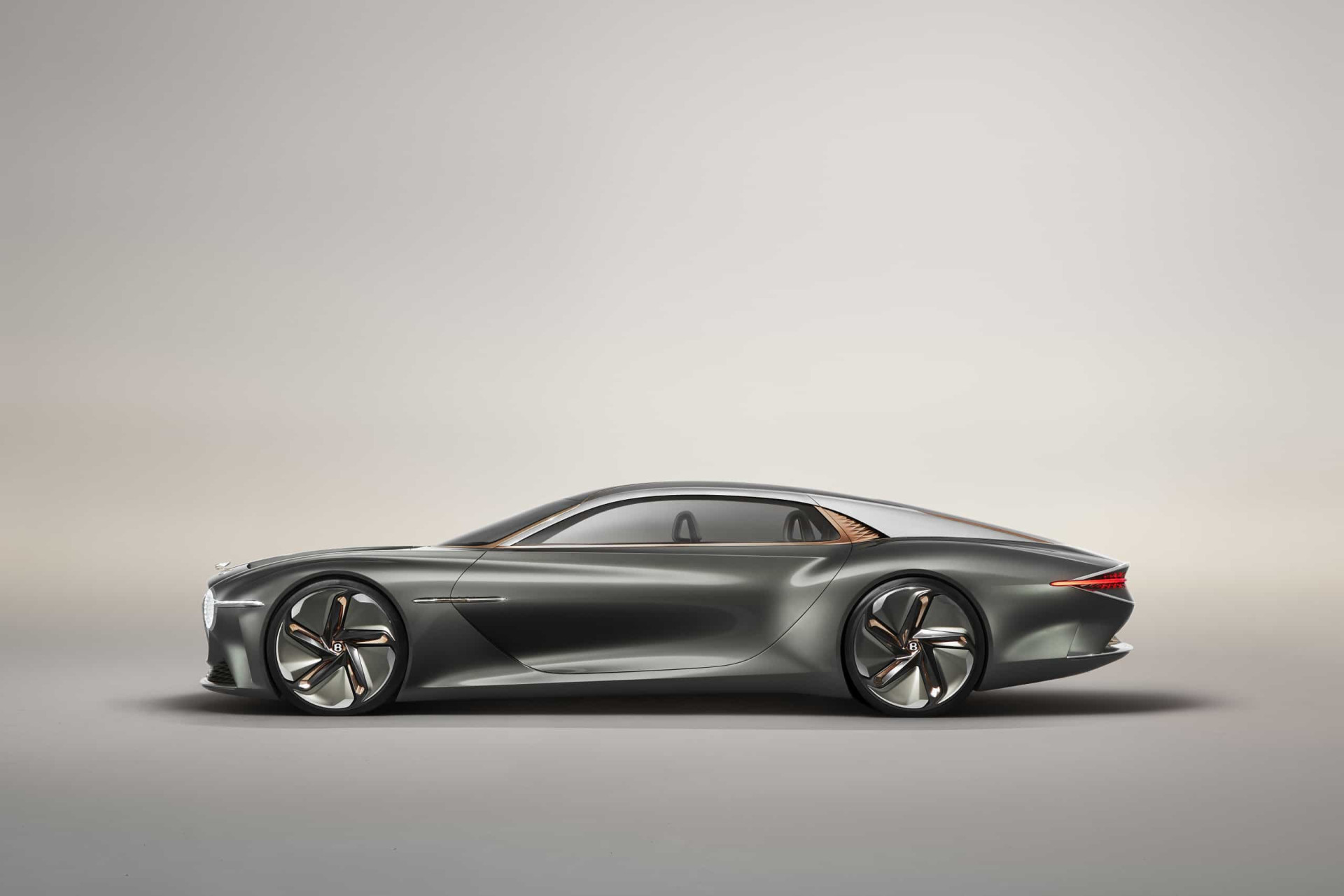 EXP 100 GT: Bentley faz 100 anos e festeja com projeto alucinante