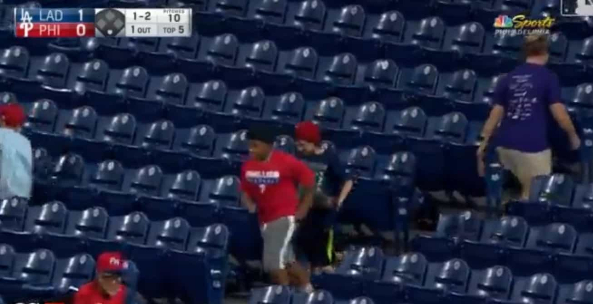 Mundo do desporto fala e muito do gesto deste menino num jogo de basebol