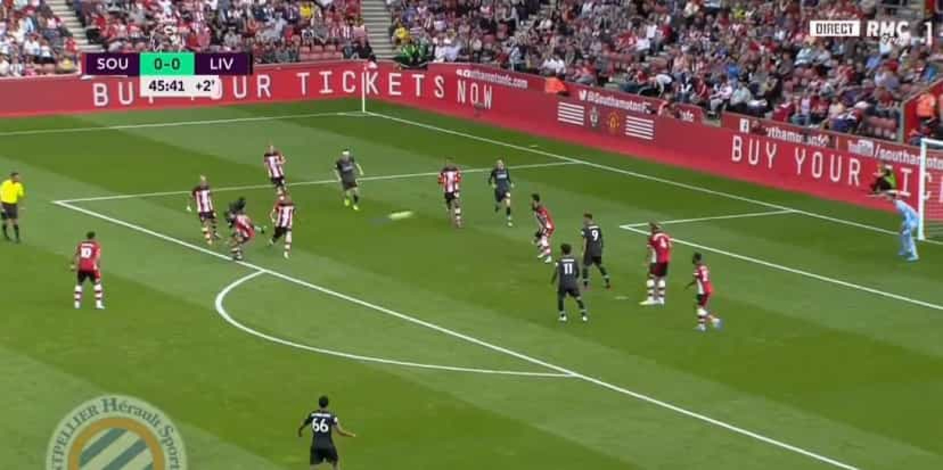 Foi com este golaço que Sadio Mané desfez o nulo no Southampton-Liverpool