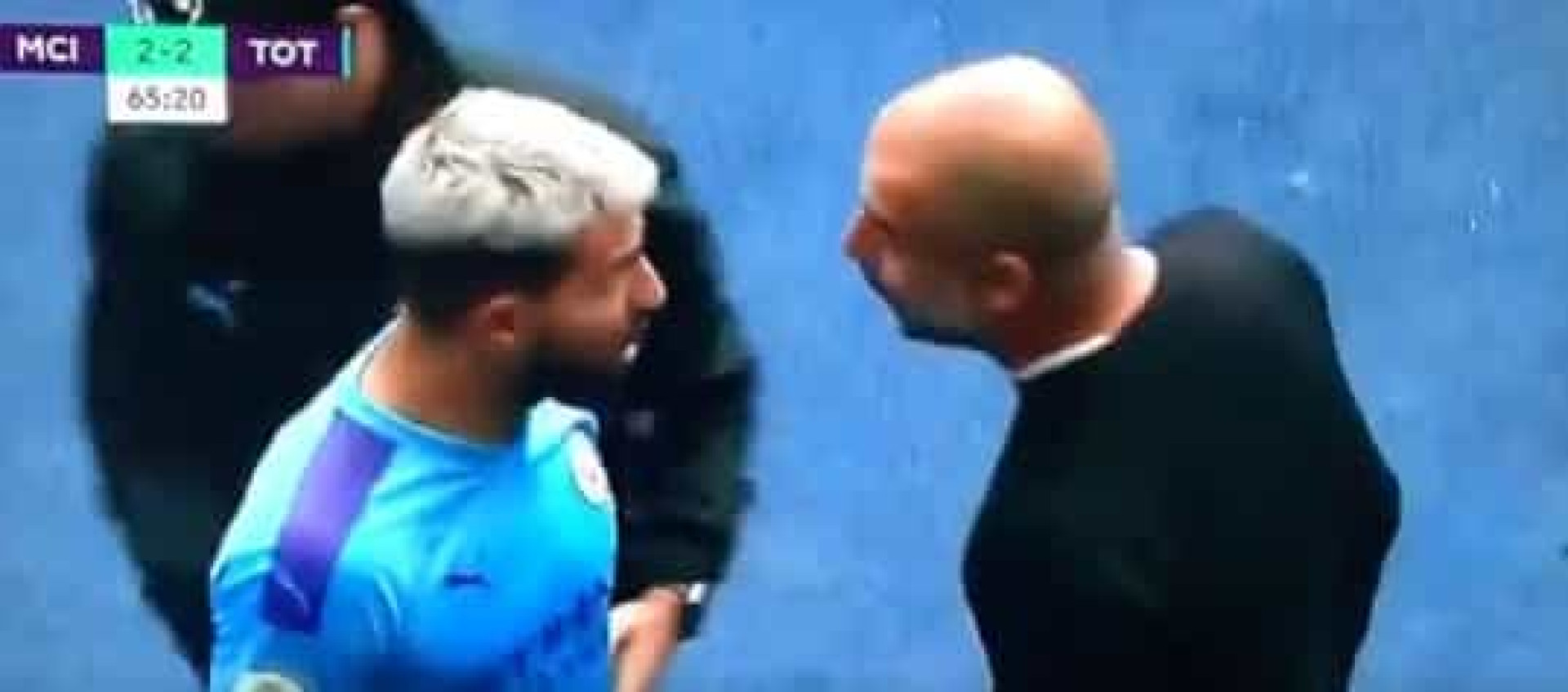 Aguero foi substituído e protagonizou acesa discussão com Guardiola