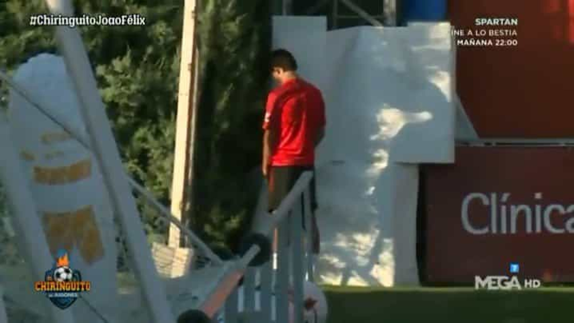 João Félix: 20 anos, 20 fotos do 'menino de ouro' como não costuma vê-lo