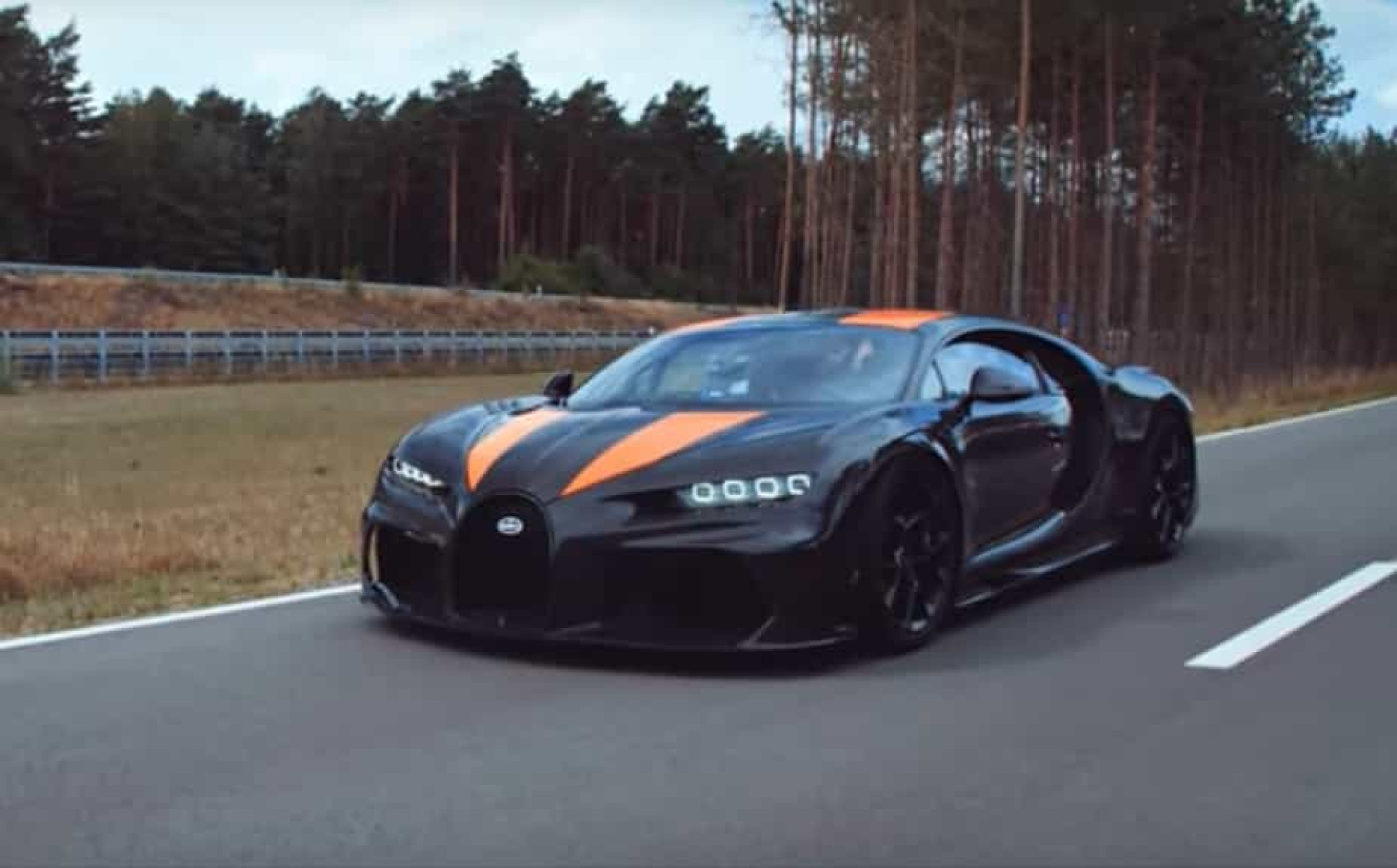 Bugatti Chiron quebrou recorde dos 482 km/h. Imagens são impressionantes